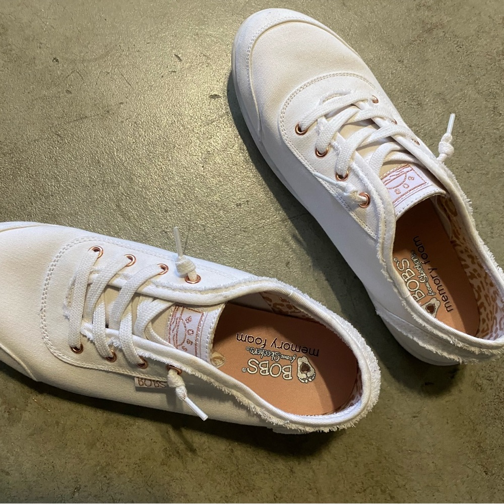 Skechers BOBS Cream and Tan Sneakers - Picture 4 of 4